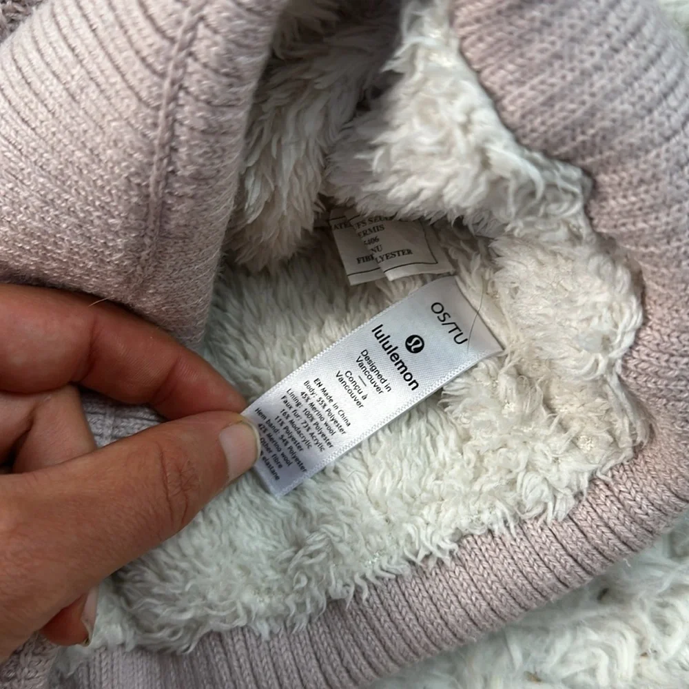 Lululemon Sherpa Weave Pom Beanie Porcelain Pink
